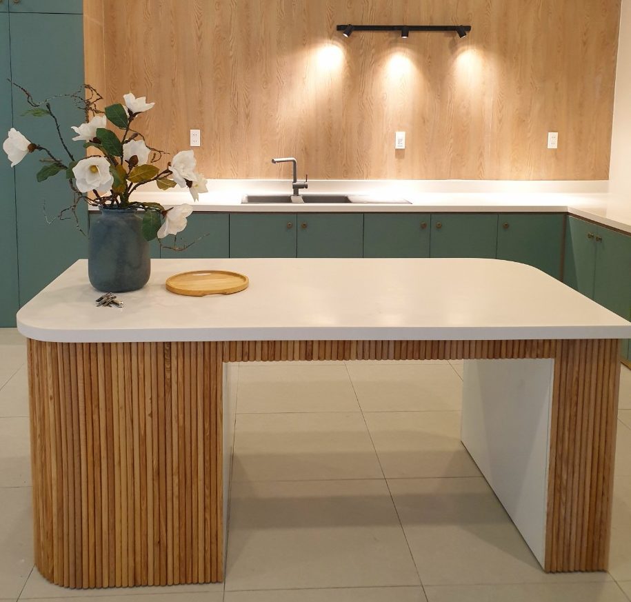 Báo giá thi công đá bếp solid surface tại Đà Nẵng