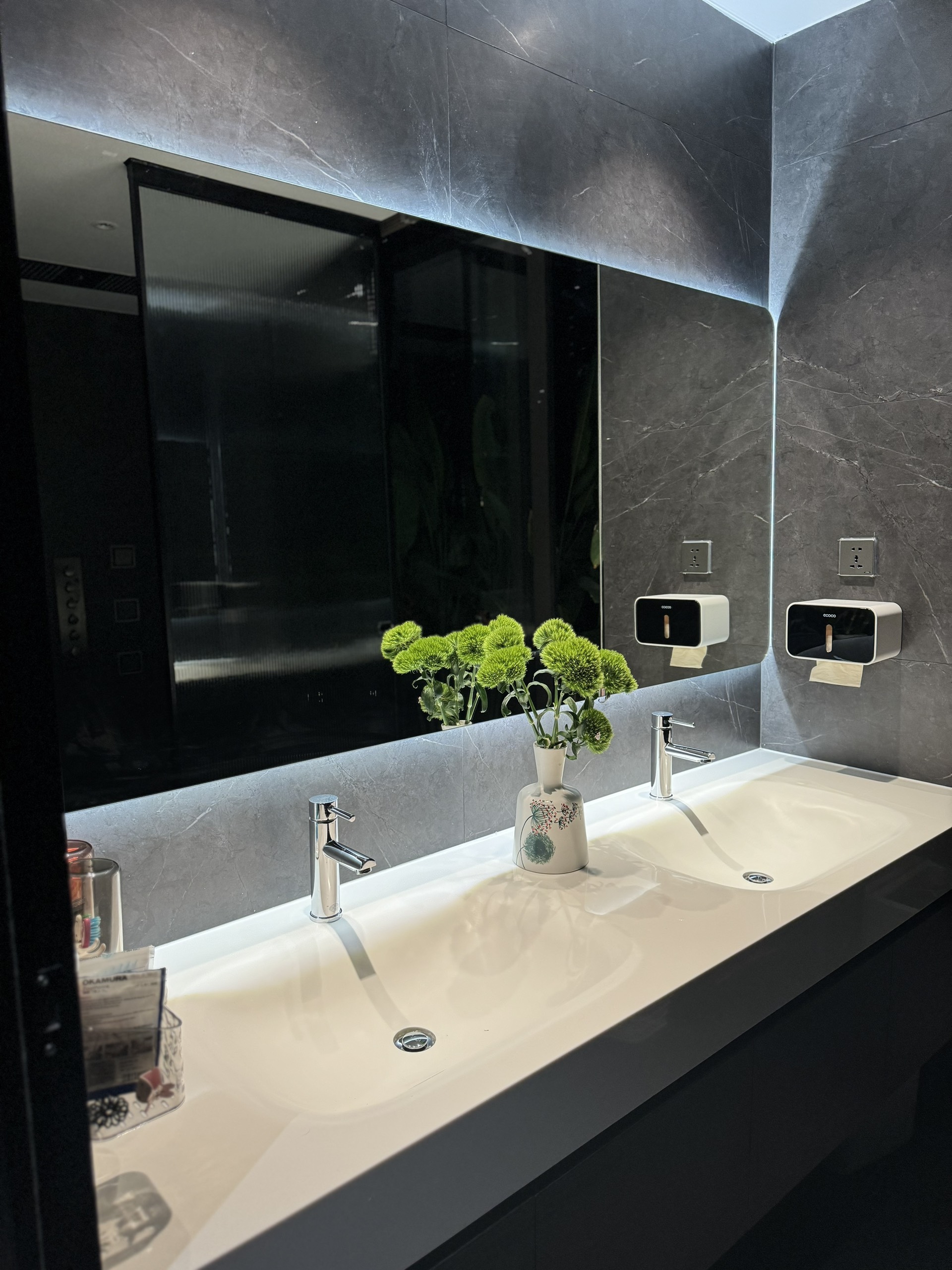 Tại sao nên chọn lavabo liền khối đá nhân tạo solid surface?